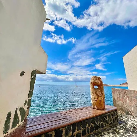 Medanojoy3-a Brand New 60m From The Ocean Apartament *