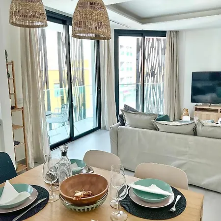A Brand New 60m From The Ocean :) Apartment *